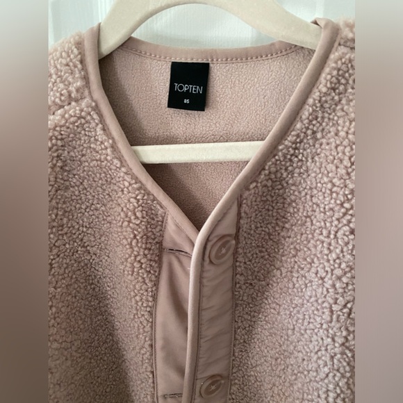 Sherpa Jacket in Light Dusty Pink - Picture 2 of 3